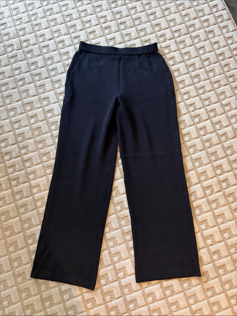 St. John Collection Black Knit Pants Size M